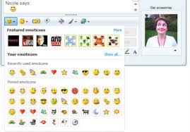 Resultado de imagem para winks e emoticons