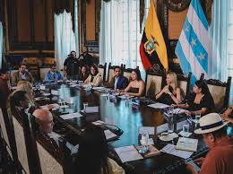 Concejo aprueba licencia y respalda gestión municipal