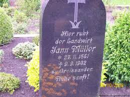 Grab von Jann Müller (27.11.1851-09.09.1932), Friedhof Remels ...