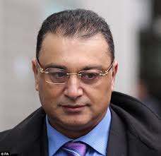 Shahrokh Mireskandari: Keith Vaz&#39;s crooked race lawyer pal is struck off | Mail Online - article-2162996-11B77149000005DC-350_634x616