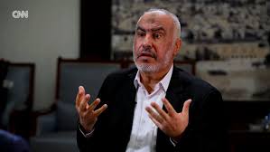 مذيع CNN لقيادي في حماس: هل أنتم مستعدون لنزع سلاحكم؟ شاهد كيف رد