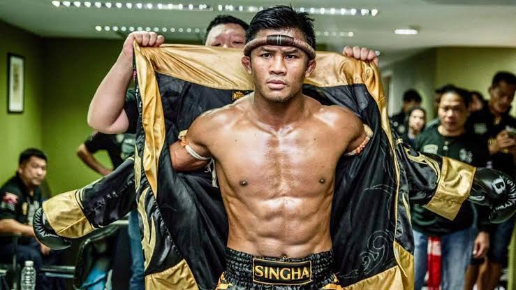 Buakaw Banchamek To Fight In Ireland In 2022