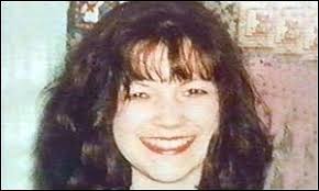 Elizabeth Seddon. Mrs Seddon&#39;s harrowing 999 call was played to the jury - _38554047_seddon300