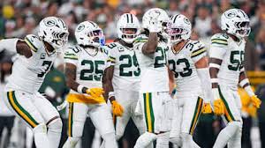 Packers Dominate Commanders with Defense and Tight End Breakout