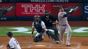 Yainer Diaz's solo home run (9)