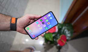 Usuários do Samsung Galaxy A54 já podem baixar o novo beta da One UI 8.5