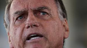 Zanin acompanha Cármen e vota contra recurso sobre liberdade de Bolsonaro