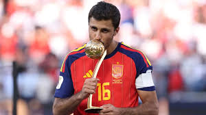 Siguiendo los pasos de Zidane y Beckenbauer, Rodri se une a las leyendas tras ganar el Mundial