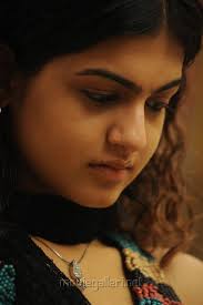 Tamil Actress Shubha Phutela Stills from Maalai Pozhuthin Mayakathile Movie. - maalai_pozhuthin_mayakathile_movie_actress_shubha_phutela_stills_4ede6c1
