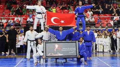 19 Mayıs Atatürk'ü Anma, Gençlik ve Spor Bayramı Burdur'da coşkuyla kutlandı İhlas Haber Ajansı