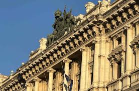 La Banca d’Italia assume profili nel settore informatico e della sicurezza: posizioni aperte, requisiti e domanda