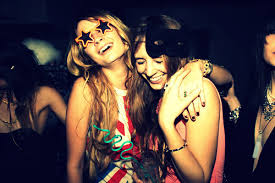 Resultado de imagem para noite das amigas tumblr