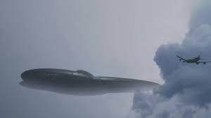奇闻异事篇，网友拍摄高清UFO，看着是否过瘾#UFO #奇闻奇事#未解之谜#飞碟#不明飞行物| TikTok
