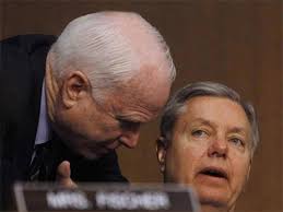 Hãng tin Reuters hôm 30-7 dẫn lời thượng nghị sỹ Lindsey Graham cho biết ông và nghị sỹ John McCain dự kiến sẽ tới Ai Cập vào tuần tới. - thuongnghisy_9020c