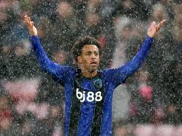 ¡Golazo Histórico! Peruano Rompe Récord en la Premier League