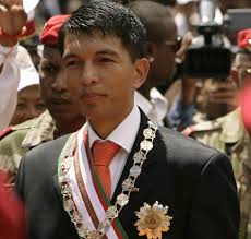 Andry Rajoelina, le président de la Haute autorité de la transition malgache juste après avoir prêté serment devant 40 000 personnes, le 21 mars 2009. - MADAGASCAR_432