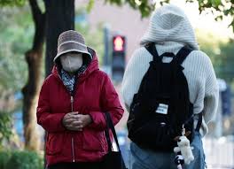 Early Winter Grips Korea as Temperatures Plunge Below Freezing