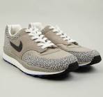 Nike safari mens