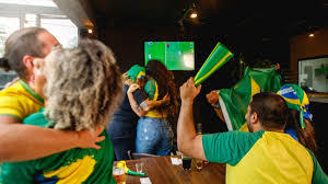 Bolões da Cazé TV, iFood, Amazon e Mercado Livre distribuem cupons de desconto e prêmios de até R$ 1 milhão durante a Copa do Mundo
