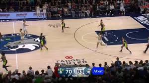 Olivia Miles hits the basket