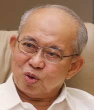 Tengku Razaleigh Hamzah Ku Li is reported to be meeting political leaders in Sabah and Sarawak who are disillusioned ... - tengku-razaleigh-hamzah