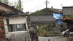 熊本地震から3か月、避難生活が続く被災者の現状と深刻な水不足の問題