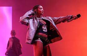 Concert review: Tinashe's Houston show proves she deserves pop superstardom