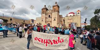 Galería: Con marcha-convite, reclaman el derecho a la ciudad en Oaxaca