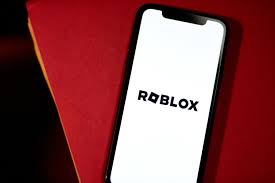 Roblox bajo la lupa: Florida investiga y países prohíben por seguridad infantil