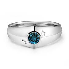 Crescent Moon and Star Bezel Set Green Sapphire Man Ring | LUO