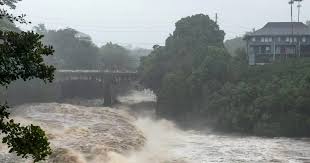 La tormenta tropical Lala azota las islas de Hawaii con lluvias torrenciales y fuertes vientos. Esto es lo que sabemos