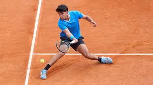 Carlos Alcaraz empieza a lo grande la defensa de la corona y del número 1