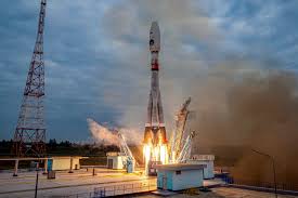 Setback for Russia's Luna-25 Spacecraft: Technical Hurdle in Pre-Landing Maneuver - 1