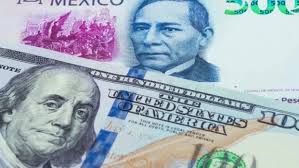 Peso mexicano se deprecia más de 1% frente al dólar tras sorpresivo recorte del Banxico