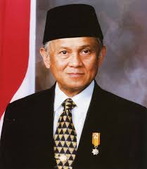 Hasil gambar untuk 4.B.J Habibie