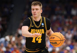 Bennett Stirtz: NIL Deal, NBA Draft Projections, and NCAA Tournament Success