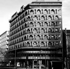 Resultado de imagem para nuno teotónio pereira