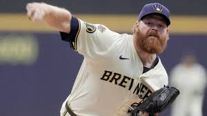 Brandon Woodruff Accepts Brewers Qualifying Offer for 2026 Season