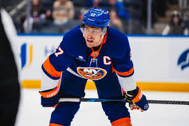 Islanders Free Agency Day News: Farewell to arms