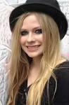 avril lavigne Images?q=tbn:ANd9GcRj5PiMGk7Soo9UWxlNaDUDaLwlfOUsnGheyCu3TKIDOUDuOaLfGHgIUY4