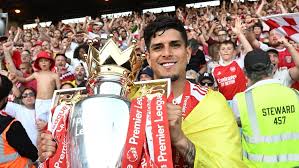 Piero Hincapie joins Arsenal in permanent deal