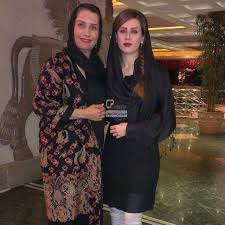 نتیجه تصویری برای عکس سلفی شهرزاد عبدالمجید