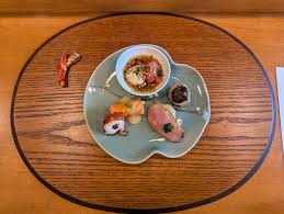 San Francisco's restaurant scene struggles against NYC and LA; population of 826,000 limits dining options and mid-priced eateries.