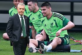 Memo Martínez deja recado a Javier Aguirre por falta de minutos en Selección Mexicana