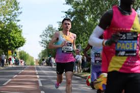 Irish record! Peter Lynch clocks 2:06:08 in the London Marathon