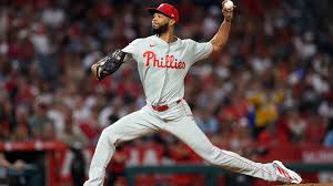 Sánchez reaches 200 K's for second straight season