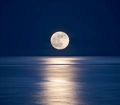The Best Way To Handle The New Moon In Capricorn Is To Put Yourself First