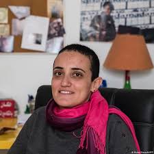 محكمة مصرية تغلق "مدى مصر" وتغرم رئيسة تحريره 3 ملايين جنيه