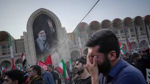 تشییع پرهزینه خامنه‌ای؛ تلاش برای نمایش قدرت در سایه بحران اقتصادی و خسارت‌های جنگ