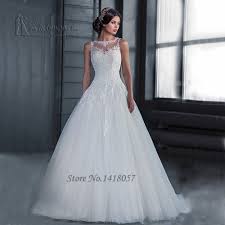 Resultado de imagem para tendencia de vestidos de noivas 2016